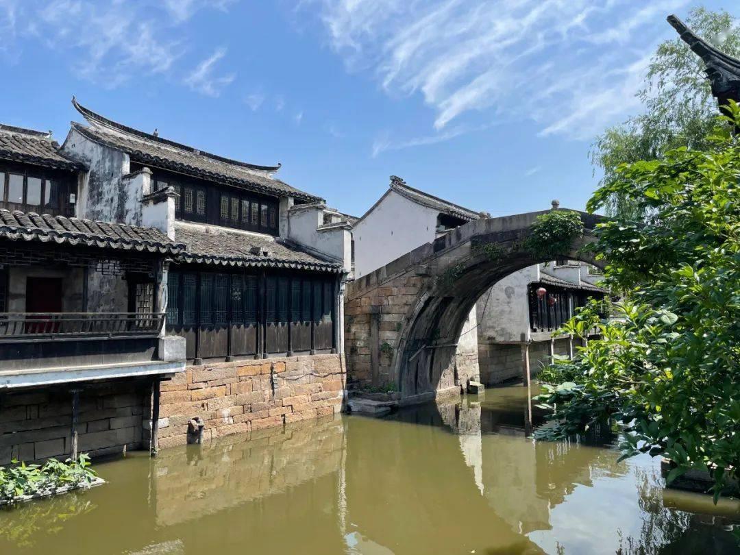 靠20年前两句台词,就帮国家识破间谍,赵丽蓉小品到底有多厉害
